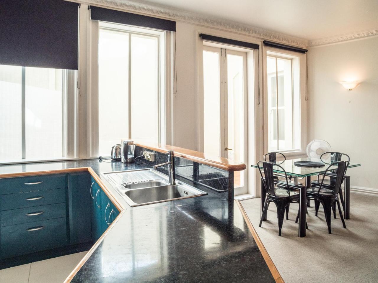U Suites On Manners Wellington Kültér fotó